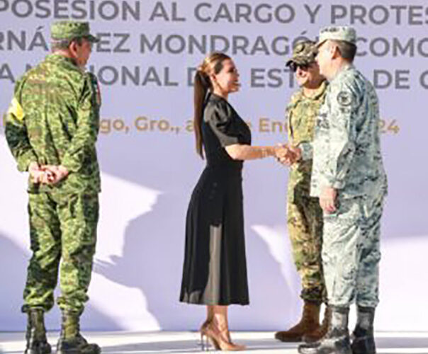 Asiste Evelyn Salgado a toma de posesión del nuevo comandante de la GN en Guerrero