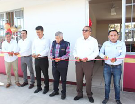 Inaugura el titular del a SEG, instalaciones de la Escuela Primaria, en la comunidad El Balzamar