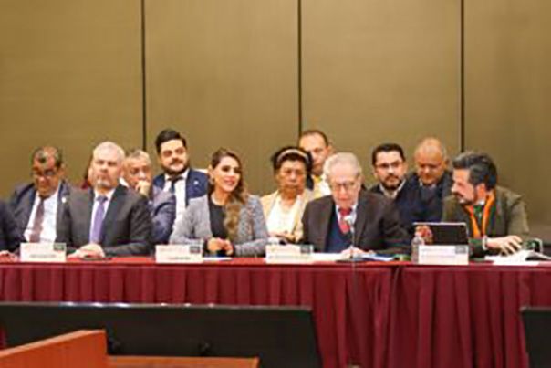 La gobernadora Evelyn Salgado Pineda asistió a una reunión de trabajo para revisar los avances del proceso de federalización del sistema IMSS Bienestar