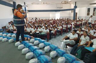 CAPACITA SGIRPCGRO EN PRIMEROS AUXILIOS A ESTUDIANTES DE LA UNIVERSIDAD AUTÓNOMA DE GUERRERO