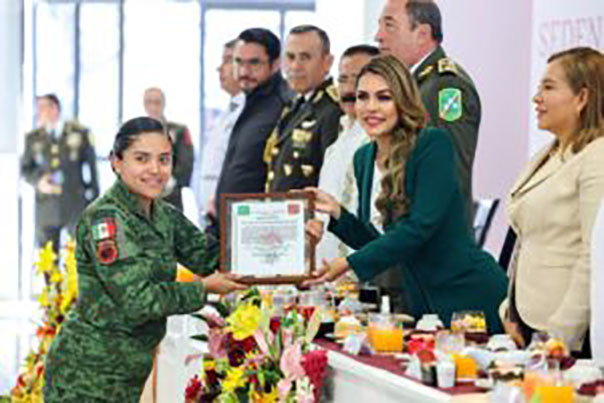 El Ejército Mexicano, un garante del bienestar de los guerrerenses: Evelyn Salgado