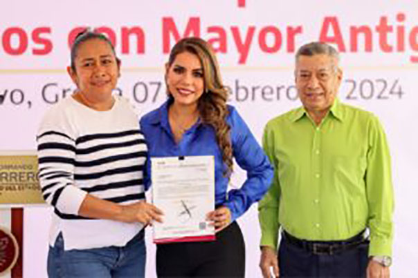 Logra Evelyn Salgado justicia laboral a trabajadores al servicio de la educación con mayor antigüedad en Guerrero