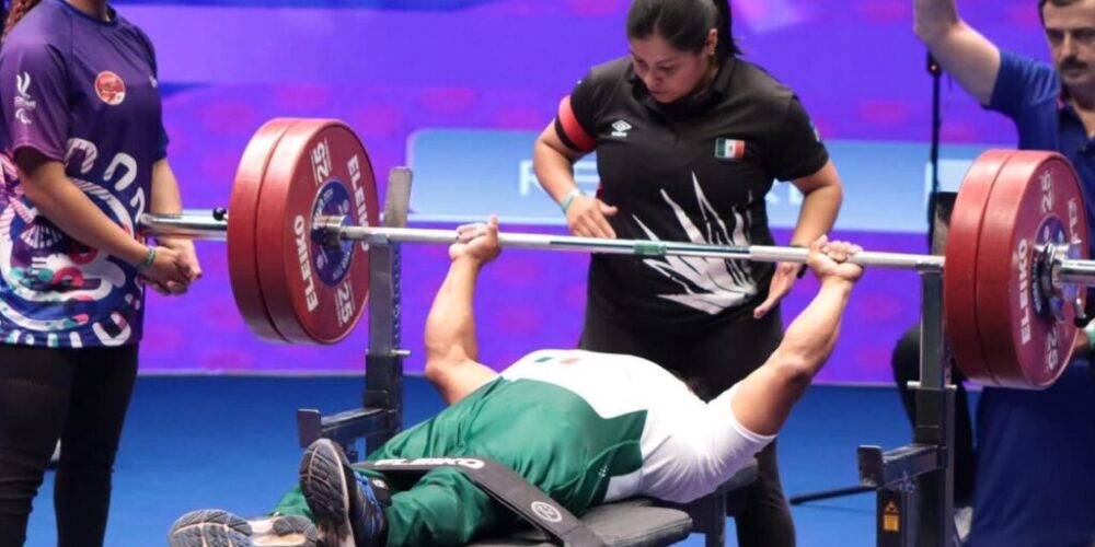 Dos medallas de oro y una de plata para Guerrero en la Copa Mundial de Para Powerlifting México 2024