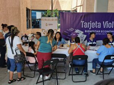 Entregó Registro Civil estatal constancias gratuitas de inexistencia de matrimonio a mujeres que buscan incorporarse al Programa Tarjeta Violeta