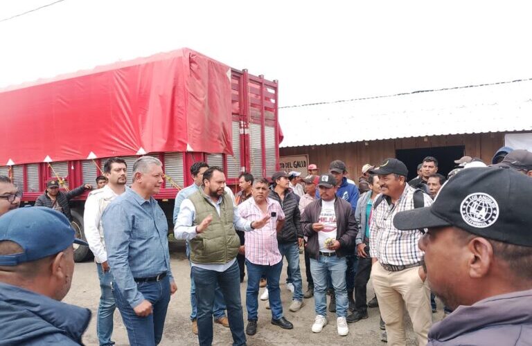 Entrega la SAGADEGRO apoyos a productores de la Sierra