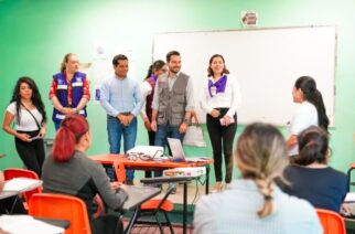 Inicia la capacitación a tres mil mujeres beneficiaras con el programa “Tarjeta Violeta”