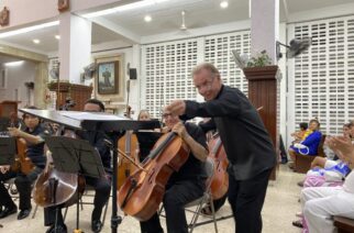 Disfrutan turistas y guerrerenses el concierto “Tres Almas Diferentes” de la Filarmónica de Acapulco