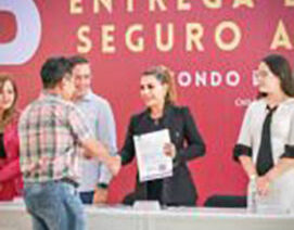 Fortalece Evelyn Salgado respaldo a periodistas con entrega de Pólizas de Seguro de Vida del FAP 2024