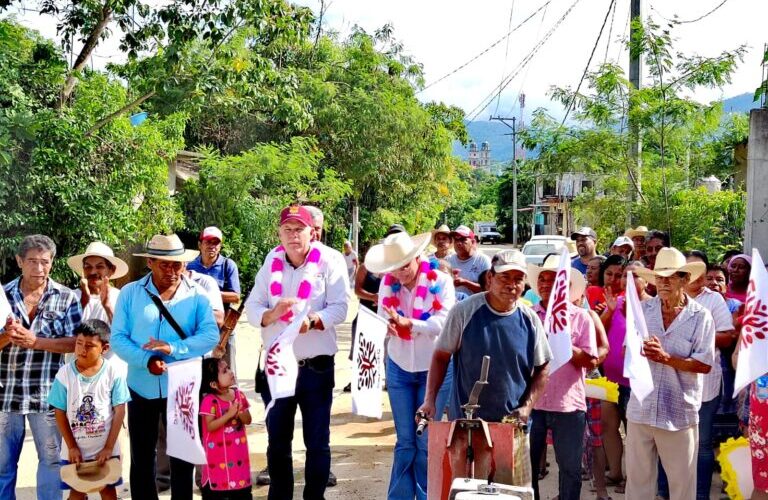 Inicia Evelyn Salgado construcción de sistemas de agua en localidades amuzgas de Tlacoachistlahuaca