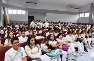 Continúa Evelyn Salgado impulsando la suma de esfuerzos en el combate al dengue