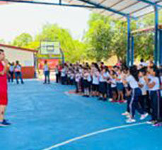 Impulsa Evelyn Salgado la actividad física en escuelas de la Costa Grande