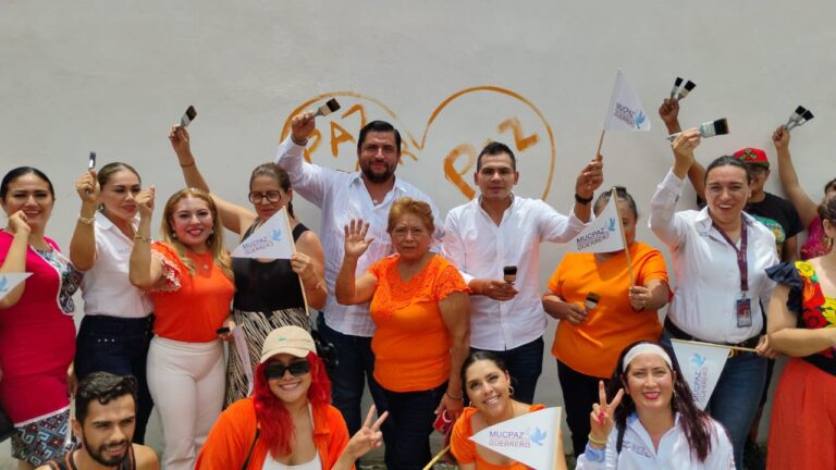 Lleva Evelyn Salgado, programa integral “Cambia tu Entorno” en Tecpan de Galeana.