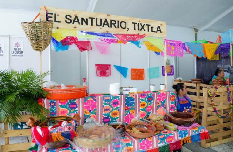 Promociona Evelyn Salgado la gastronomía guerrerense