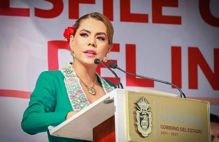 Reafirma Evelyn Salgado compromiso con la transformación de Guerrero al conmemorar el 214 Aniversario del Inicio de la Independencia de México
