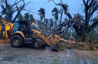 La Secretaría de Desarrollo Urbano, Obras Públicas y Ordenamiento Territorial trabaja por indicaciones de la gobernadora Evelyn Salgado Pineda en la liberación de tramos bloqueados