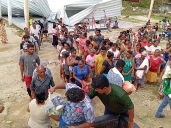 Mantiene Evelyn Salgado la atención a familias afectadas en Guerrero