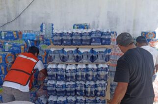 Recibe gobierno de Guerrero donación de alimentos y artículos de higiene de Fundación Walmart para afectados por el huracán “John”