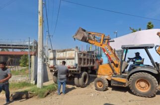 La SDUOPOT removió más de 44 mil toneladas de escombros en Acapulco, tras el paso del Huracán Otis