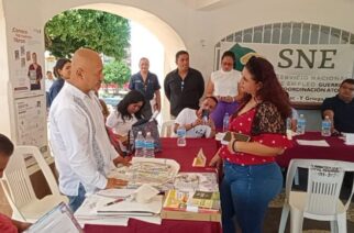 Promueve el gobierno estatal la reactivación laboral y económica en los municipios afectados por el huracán Otis