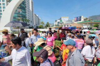 Intervención y diálogo del gobierno del estado logró levantar el bloqueo de comerciantes de Acapulco afectados por huracán John