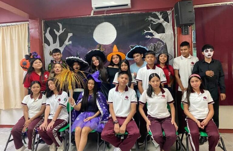 Continúan las actividades de la 42 Feria Internacional del Libro Infantil y Juvenil en Atoyac de Álvarez