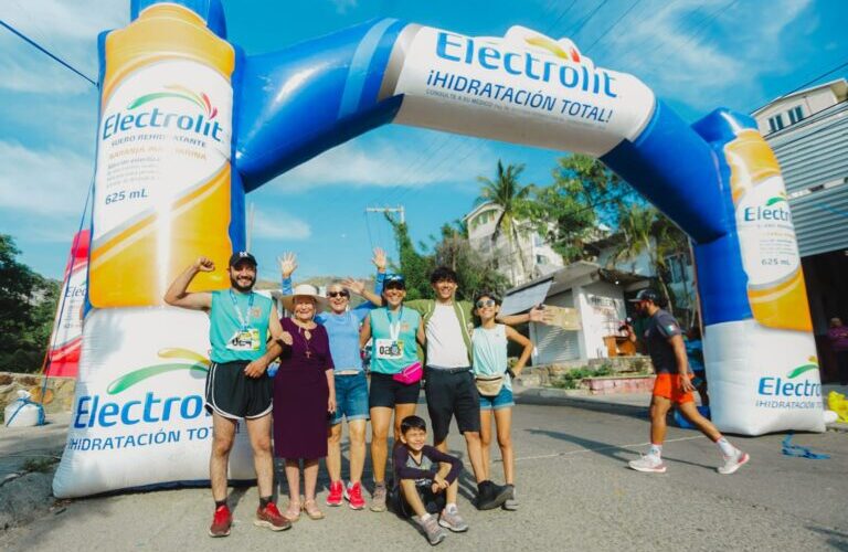 Gran afluencia de turistas ante la realización de eventos deportivos, resultado de la promoción del gobierno de Guerrero