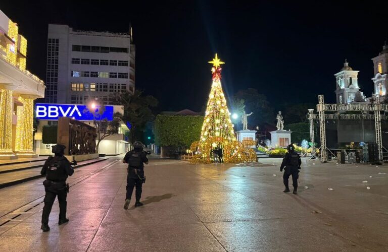 Despliegan operativo para garantizar seguridad del Paseo del Pendón 2024 de Chilpancingo