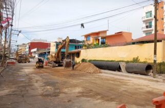 CAPASEG interviene y abre la circulación vehicular en la calle Cristóbal Colón de Acapulco