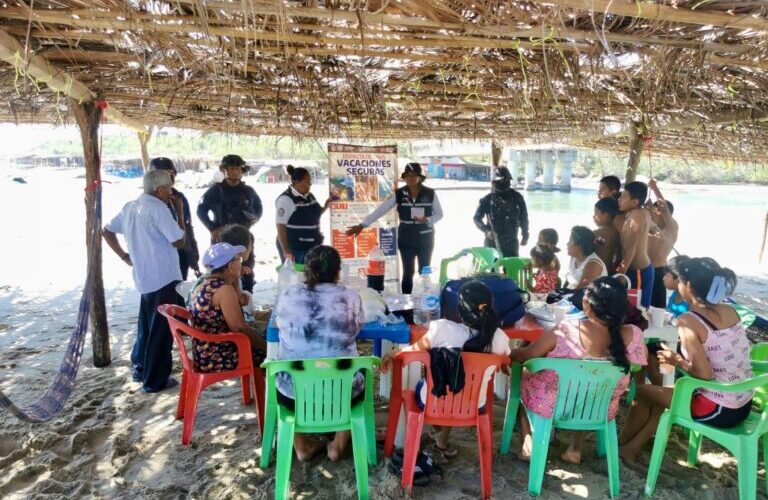 Refuerzan la vigilancia con la instalación de módulos informativos itinerantes en playas de Acapulco