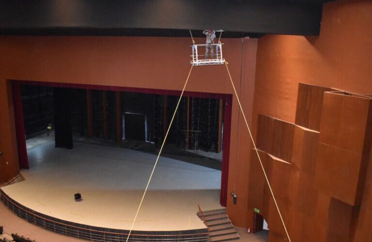 Gobierno de Guerrero realiza rehabilitación y mantenimiento al Auditorio Estatal Sentimientos de la Nación