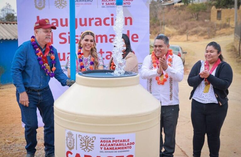 Evelyn Salgado reafirma su compromiso con la Montaña en obras de agua potable en las que se han destinado 257 MDP