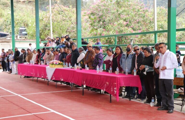 Realizan Torneo Anual de Básquetbol en la Unión de las Peras, de Malinaltepec para los jóvenes indígenas