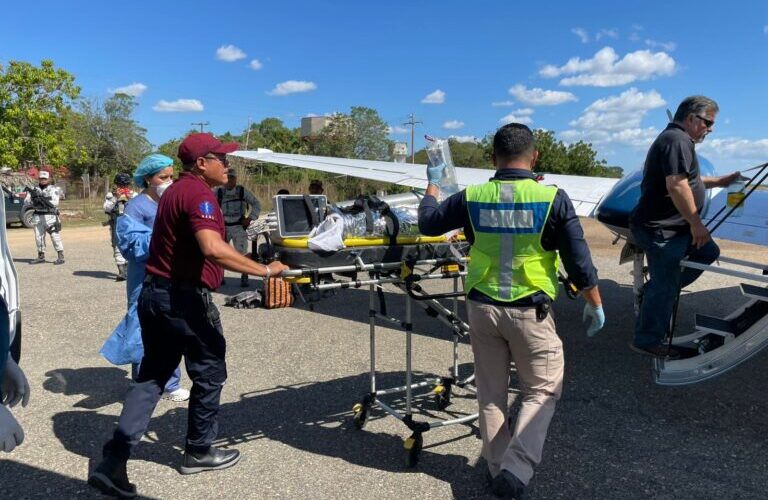 Traslada la SSG vía aérea a menor con quemaduras de Ometepec a Ciudad de México