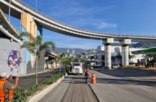 En Acapulco continúa rehabilitación de la avenida Escénica