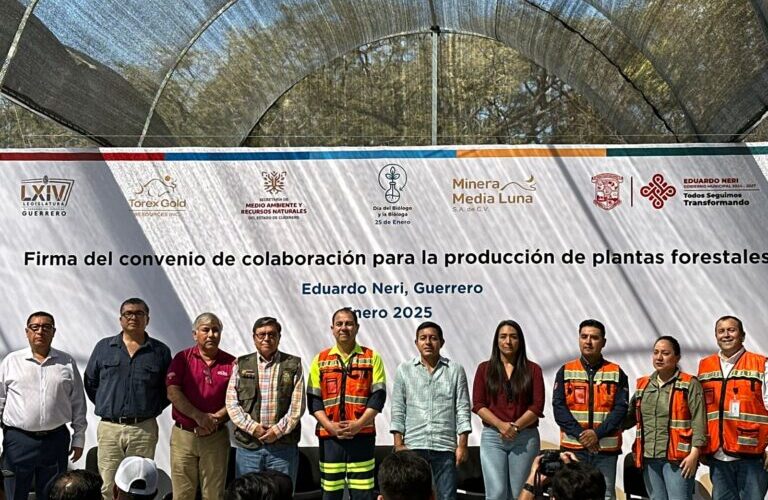 Firman Semaren y Minera Media Luna Convenio de Coordinación para la Producción de 100 mil plantas forestales
