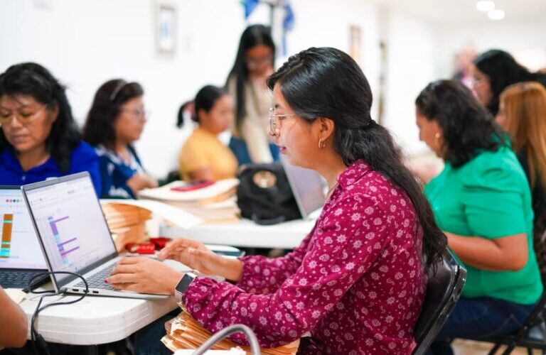 Reafirmando el compromiso de acercar más y mayores beneficios para la población guerrerense