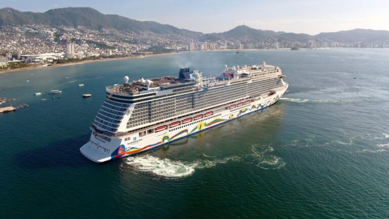 Para el 2025 se espera el arribo de 20 cruceros a destinos turísticos guerrerenses