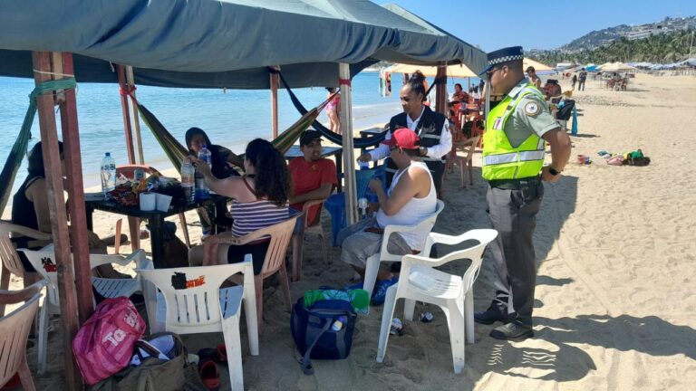 Realiza SSP Guerrero jornada de Proximidad Social en las playas de Acapulco.