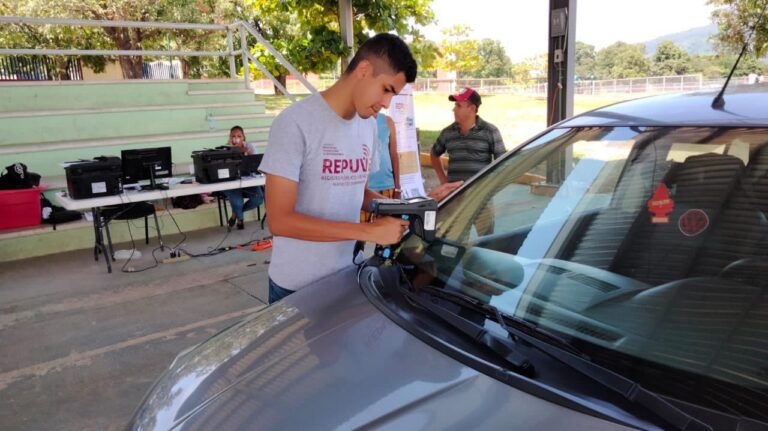 Gobierno de Guerrero realiza campaña de inscripción vehicular al REPUVE