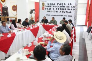 Acuerda la Mesa Regional para la Construcción de la Paz en la Costa Chica, fortalecer la gobernabilidad y bienestar de la población