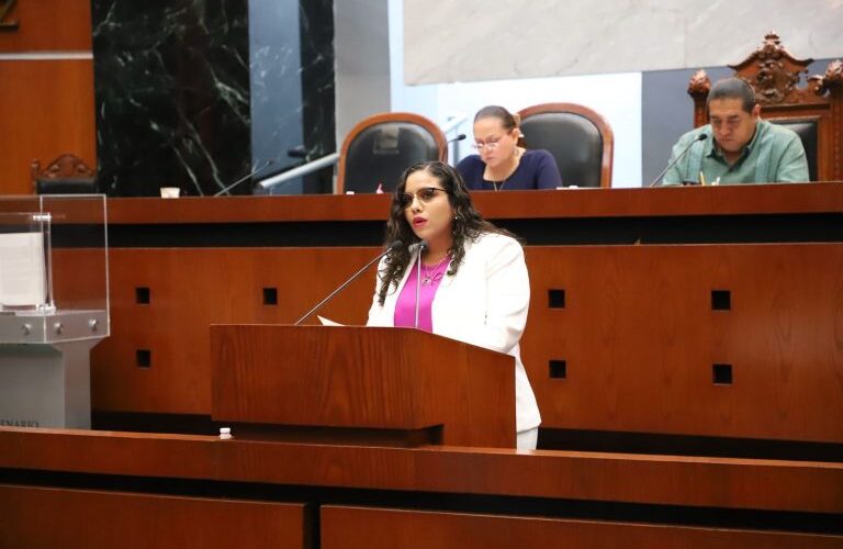 Propone diputada exhorto a ayuntamientos a cumplir normas de disposición final de residuos