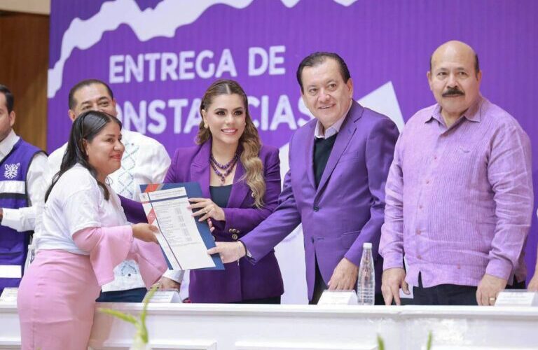 Las mujeres son el corazón de la transformación en Guerrero: Evelyn Salgado