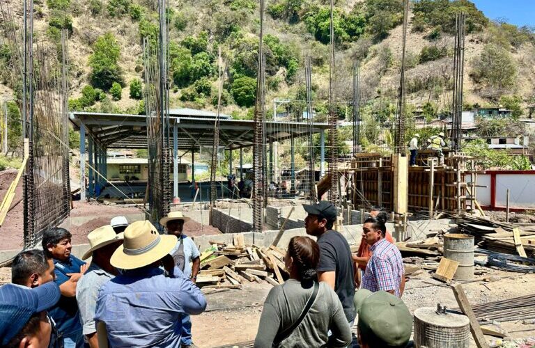 Gobierno de Guerrero continúa mejorando la infraestructura educativa en el estado
