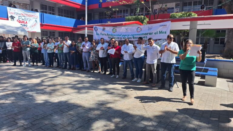 Participa personal de la Semaren Guerrero como jurado en concurso de videos ambientales de estudiantes