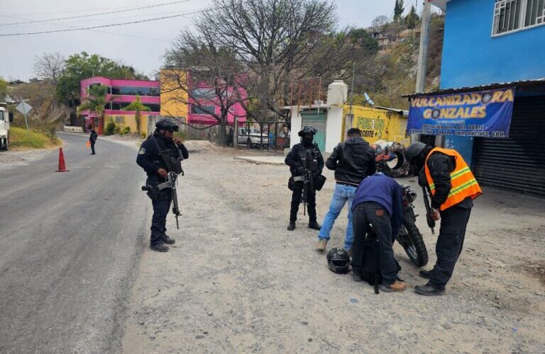 La Policía Estatal mantiene filtros de seguridad fijos y móviles en Chilpancingo
