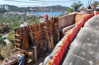 Avanzan los trabajos adicionales a la rehabilitación de la avenida Escénica en Acapulco