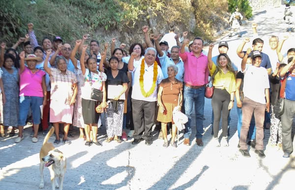 Presidente Municipal atiende a vecinos de la Colonia Tepolcingo