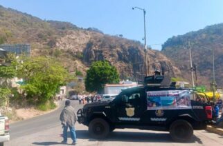 Gobierno de Guerrero brinda seguridad a feligreses durante procesiones