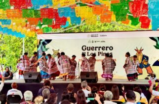 Con gran éxito culmina la cuarta edición de Guerrero en Los Pinos, en la capital del país