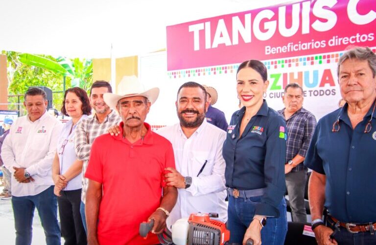 Inauguran en Zihuatanejo Tianguis Campesino 2025